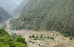 四川多地发生泥石流矿场损毁，洪水破坏力超往年